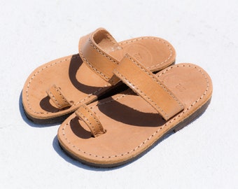 Baby sandals, handamde minimalist Greek sandals in natural leather colour -  Skiathia kid -  KYANIA
