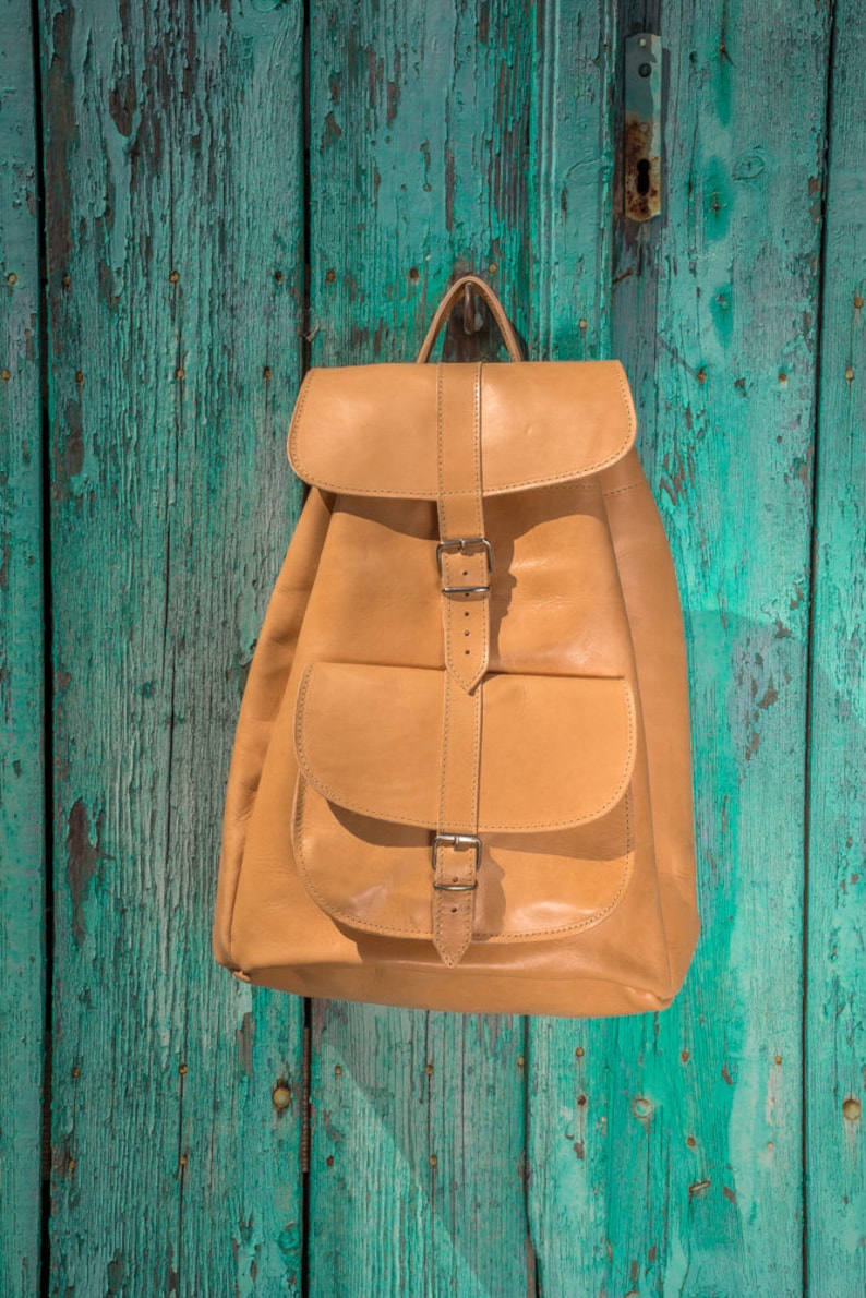 Unisex rucksack shoulder bag KYANIA large travel handbag natural tan brown Leather backpack men genuine leather laptop school purse