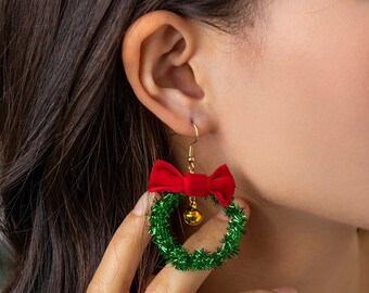 Chic Dangling Christmas Bowknot Wreath Earrings