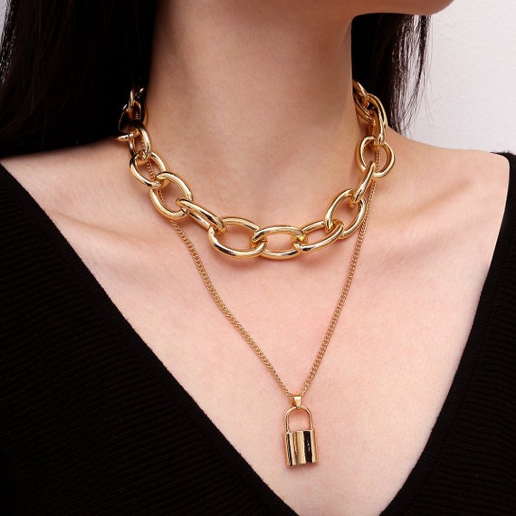 Head Lock Pendant NecklaceTwist Chain Necklace Minimalist Y | Etsy
