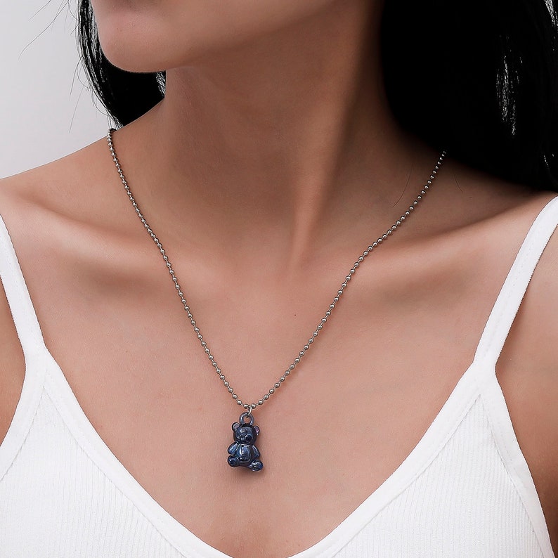 Minimalist Bear Pendant Beaded Necklace