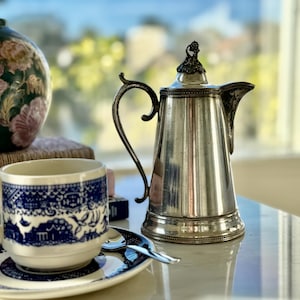 【MERIDEN】神話モチーフのティーポット / 高杯【シルバープレート】 Meriden Tea Pot - Etsy