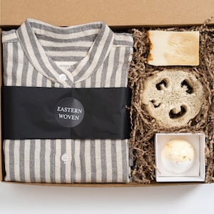 Set regalo pigiama, set corto di biancheria da casa in lino, confezione regalo di Natale, abbigliamento per la casa a righe per regalo, idee regalo per la fidanzata, pigiami per damigelle d'onore