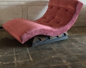 Adrian Pearsall for Craft Associates Modern Wave Chaise Lounge in dusty Pink Velvet