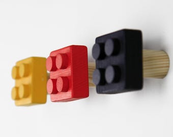 Houten bakstenen muurhaken, set kleurrijke blokhaken, leuke kinderkamerdecoratie, inrichting speelkamer, houten kleerhangers, cadeau voor blokfans