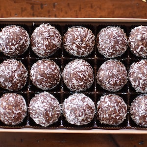 Vegan Coconut Cranberry Bliss Balls Gift Box (Nut-free, Gluten-free, Vegan, Sugar-free, Raw, Healthy, Dairy-free, Energy Balls, Truffles)