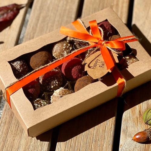Vegan Gift Box of Truffles/Bliss Balls: Gluten-free, Sugar-free, Healthy Chocolate, Dairy-free. Thanksgiving gift, Halloween Gift, Fall Gift