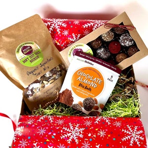 Vegan Gift Box of Truffles/Bliss Balls, Trail Mix & a BONUS Snack pouch. Gluten-free, Sugar-free, Healthy Food Gift