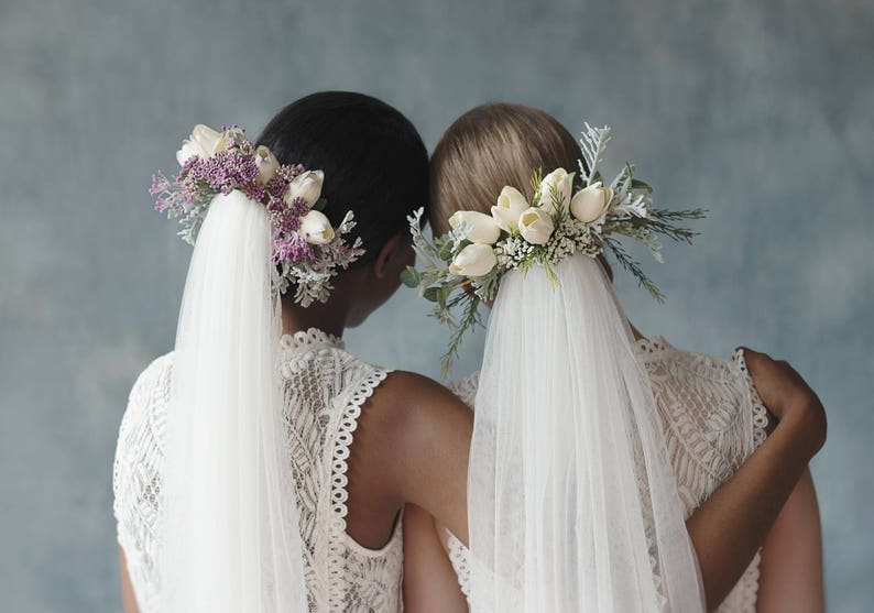 Realistic Flower Veil with Garter, Boho Bridal Hair Comb and Lace Fingertip Veil Handmade, Ready to Ship, OOAK The Euna by Flavelle & Co image 2