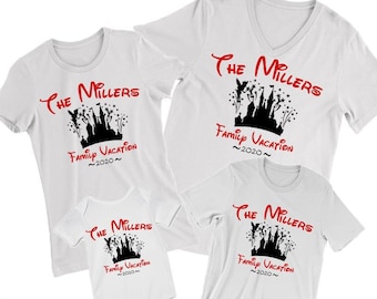 Vacances Disney correspondance familles chemises. Voyage de Disney. Chemise assortie de château. Nom personnalisé Tee. Grenouillère bébé.
