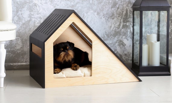 wooden indoor dog kennel