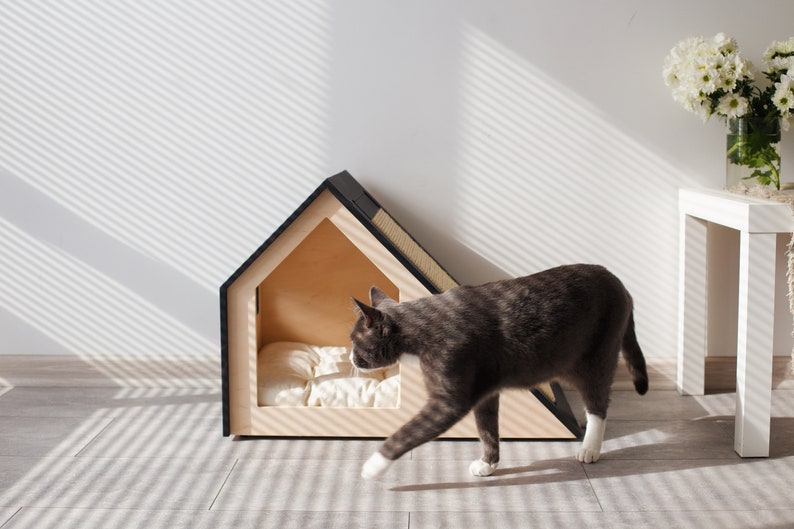 Modern cat house with changeable scratcher/cat bed/cat pillow/wooden cat house/cat kenne/cat furniture/cat cave/cat scratching image 3