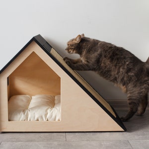 Modern cat house with changeable scratcher/cat bed/cat pillow/wooden cat house/cat kenne/cat furniture/cat cave/cat scratching image 2