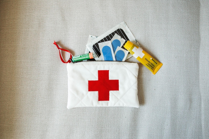 First Aid Pouch, First Aid Bag, Small First Aid Pouch, Ouch Pouch, Healthcare Gift, Nurse Gift, Doctor Gift, Baby Shower Gift, New Mom Gift afbeelding 7