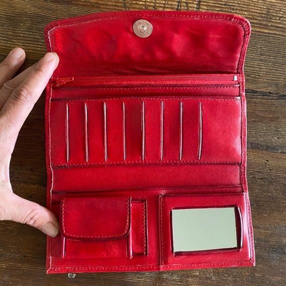 rose wallet