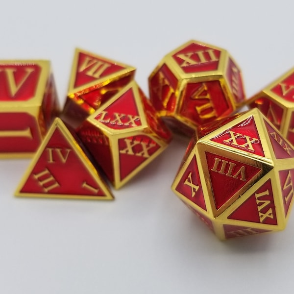 Roman Metal Dice Set Red & Gold