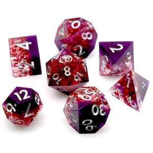 Pentas Sharp Edge Dice Set
