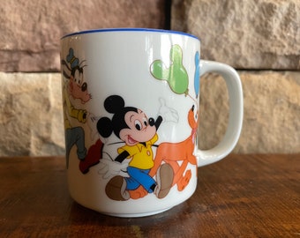 Vintage Disney Mickey Mouse & Friends Parade Donald Goofy Coffee/Tea Cup Made in Japan