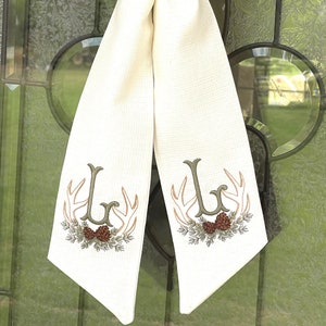 Winter Wreath Sash
