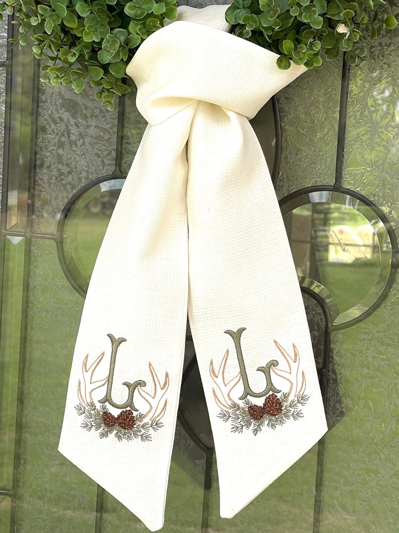 Winter Wreath Sash