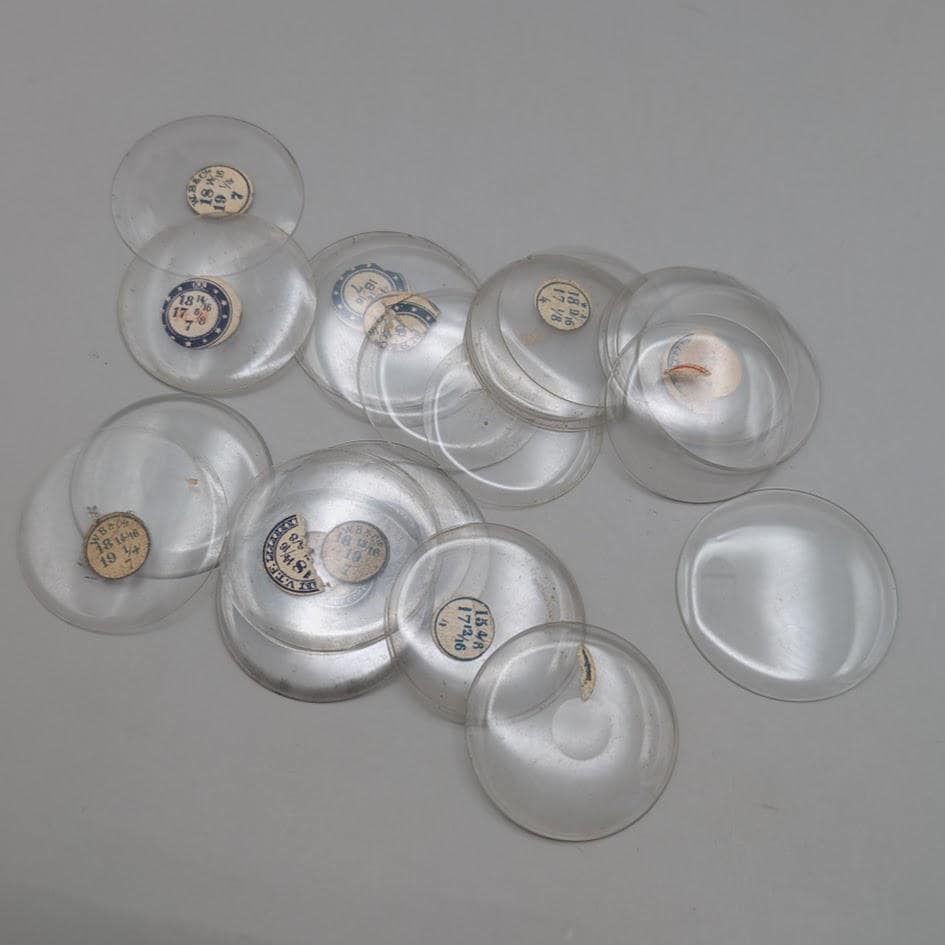 Lot of 30 Vintage Glass Pocket Watch Crystals Clear Round Craft Supply Steampunk