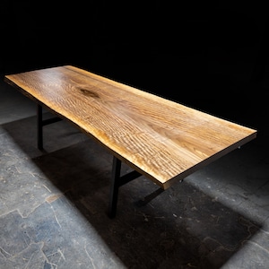 Live Edge Black Walnut Expandable extendable Dining Table, a true centerpiece for any dining space! Having the ability to increase or decrease the length of table as needed was a true game changer when it came to live edge tables.