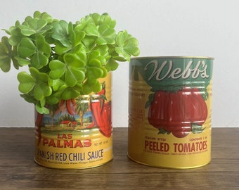 Retro Style Tomato Tin - Metal Tomatoes Tins - Peeled Tomato Decorative Tin - Set of two retro tins - Herb Pot - Kitchen Decor - Home Decor