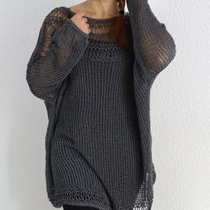 Pull en maille ample gris foncé Tunique en maille transparente Pull ample surdimensionné Pull en coton en tricot Tunique bohème d&#39;été Fabriqué sur commande Idée cadeau