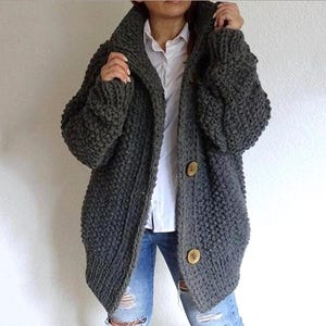 Donkergrijs oversized dik vest loose fit slouchy gelaagdheid jas voor vrouwen handgebreide alpacawol Streetstyle overjas Op bestelling gemaakt