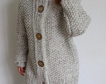 Handgebreid vest in havermoutkleur | Grof wollen jack | Oversized bomberjack van tweedwol