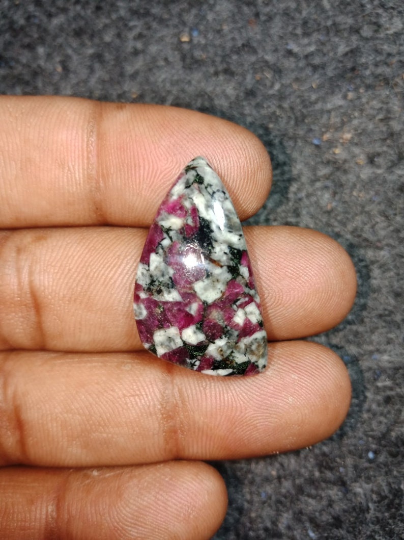 Natural Eudialyte Cabochons For Jewelry making Loose stone 23 Ct {29 X 16} mm 3376