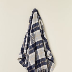 Tartan Plaid- Merino Lambswool Throw Blanket- Bannockbane Silver Tartan-Made in England