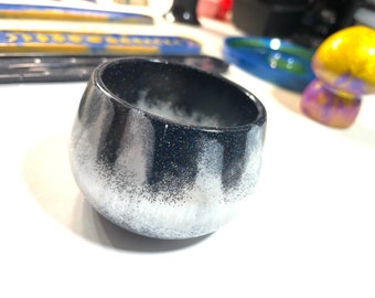 CUSTOM Available Random Resin Drip Trinket Tray, Dish, Bowl, Catchall, Pearlized Black White 3x2 Inch, Resin Handmade