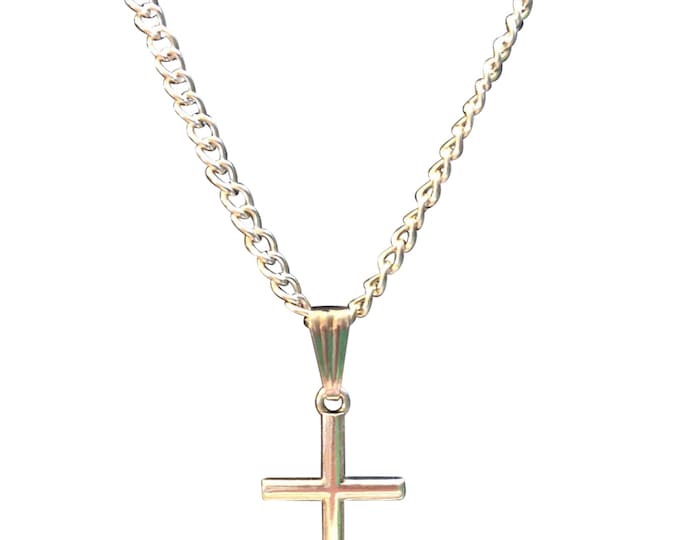 Simple but Elegant Silver Plated Cross Necklace 18" Chain NEW Gift Boxed
