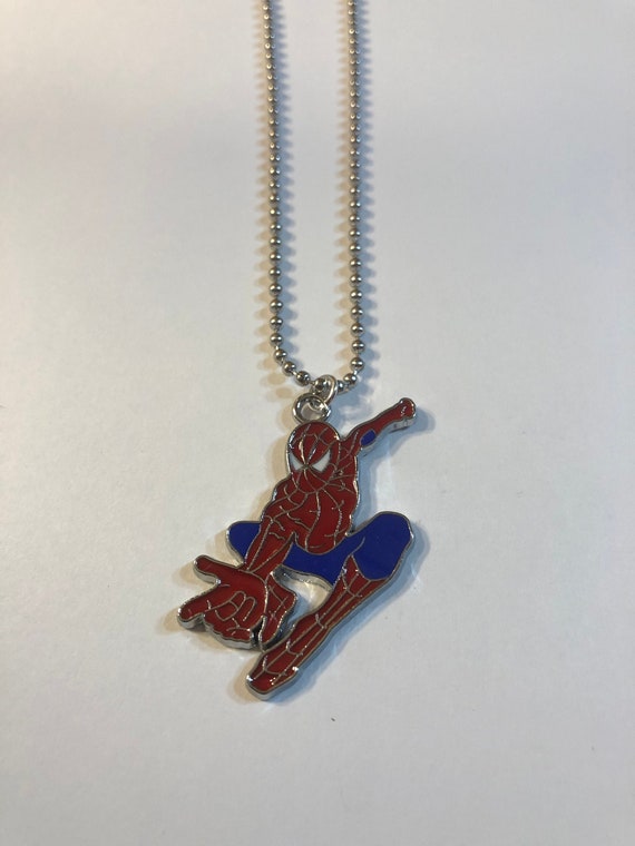 Large 2" Spider Superhero Pendant Medallion Necklace Chain Medallion Gift Box