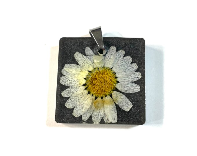 IMPERFECT Siver with Dried Daisy Medallion Square Pendant @1.5 Inch Long Medallion Necklace