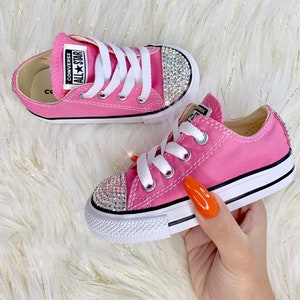Zapatos Converse rosa con adornos para bebés, para bodas y niñas de las flores