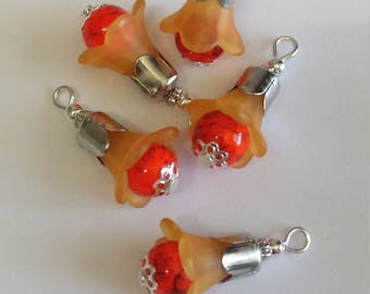 5 pendants orange lucite flower + orange/black 8mm glass Pearl