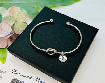 Friendship knot bangle | Personalised knot bangle with initial | Silver knot bangle