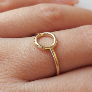 Anel de círculo aberto em ouro maciço, anel geométrico preenchido com ouro 9K 14K 18K, anel minimalista para mulheres, presente para melhor amiga, faixa fina de círculo aberto