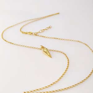 14k yellow gold polished spike pendant  with gold chain