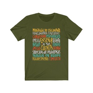 Enseña Lo Que Cuenta - Teach What Counts - Growth Mindset Spanish Teacher Unisex T-shirt image 7