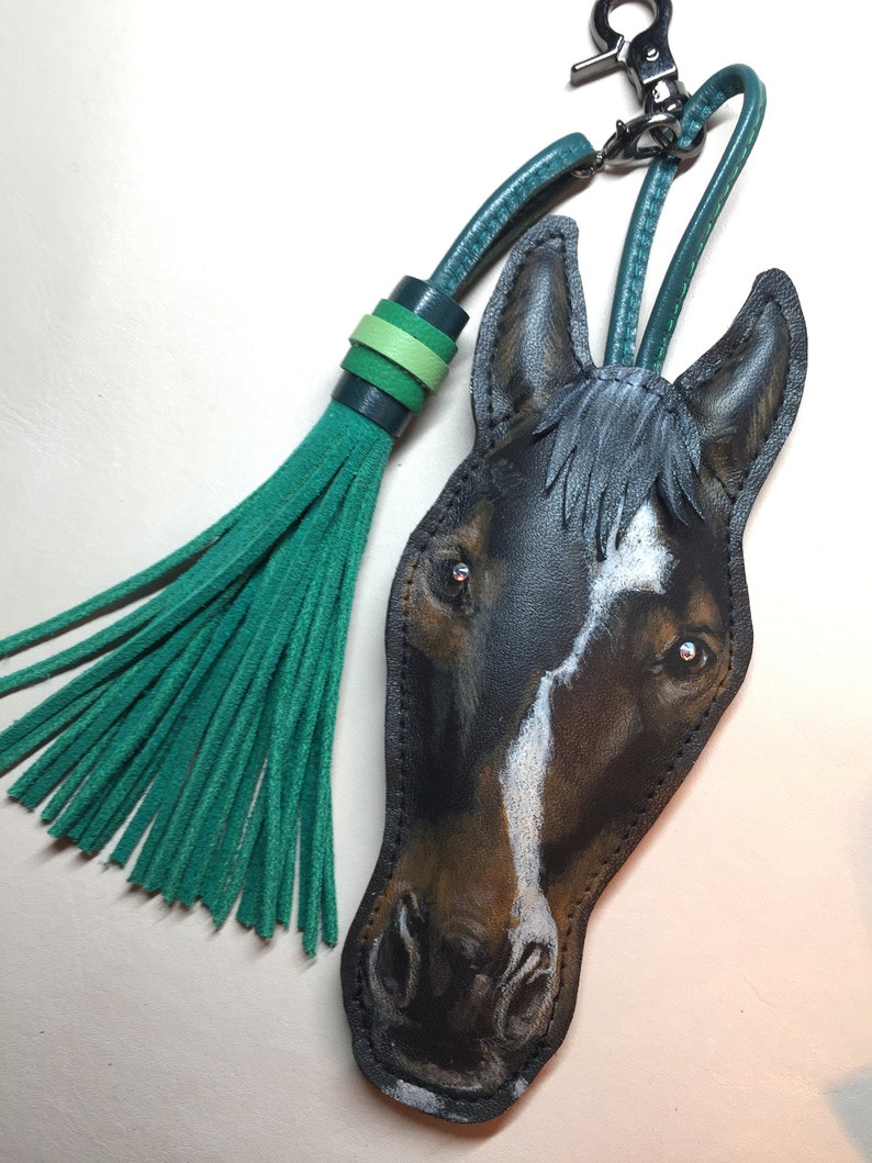 Custom horse charm, Horse portrait charm, Leather horse head custom bag charm, Memorial Horse Charm, Remembrance gift, Personal horse gift image 4