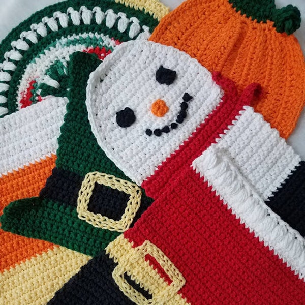 Knitted christmas dishcloths