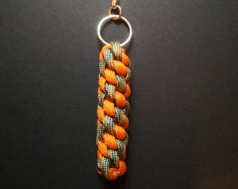 Schlüsselanhänger in Paracord geflochten 2 Farben / "O"