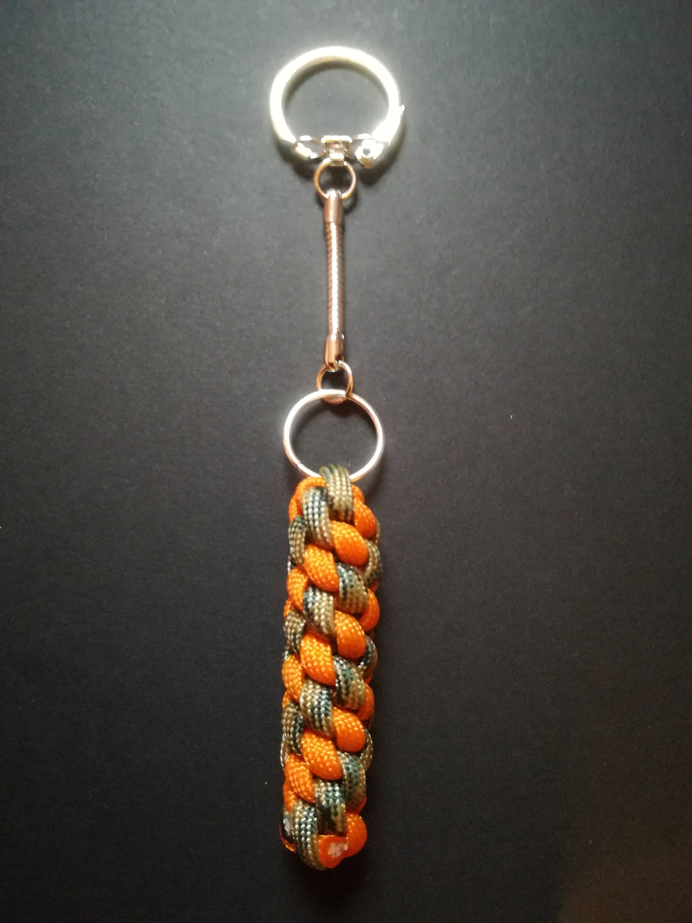 Paracord Keychain braided 2 colors / O Etsy
