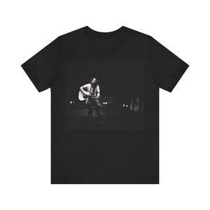 Chris Cornell T-Shirt (Musik Shirt, Rock Konzert T-Shirt, Musiker Top, Band T-Shirt, Geschenk für Musikliebhaber)
