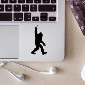 Big Foot mit Felsenhänden Aufkleber, Big Foot Aufkleber, Yeti-Aufkleber, Yeti Aufkleber, Big Foot, Big Foot Aufkleber, Yeti, Abziehbild, Big Foot mit Felsen an den Händen