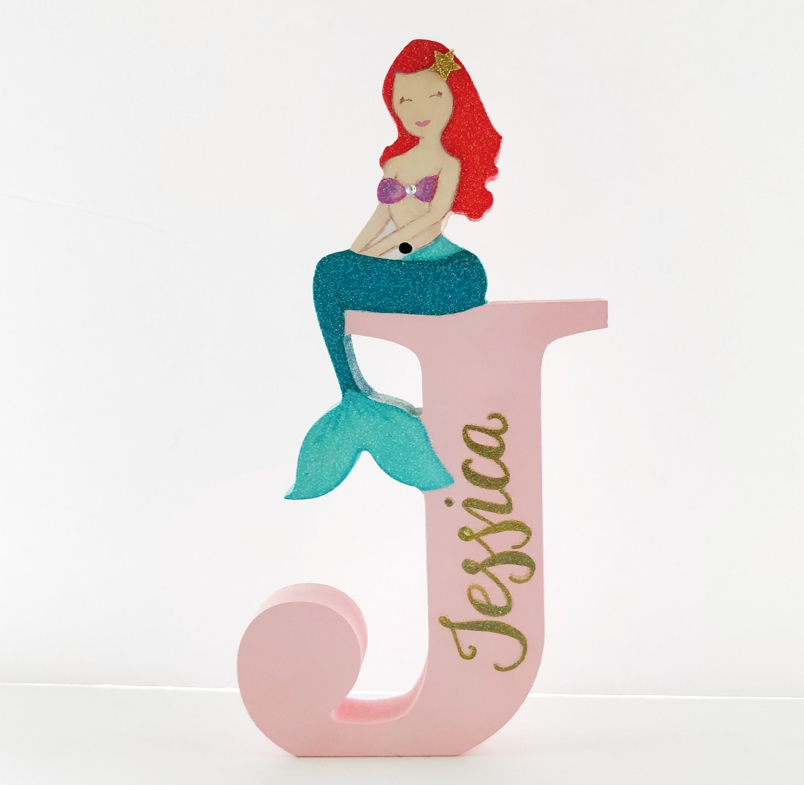 буквы из русалки. стилизованные шрифты. алфавит русалок на русском. буквы русалок. русалки буквы русалки.