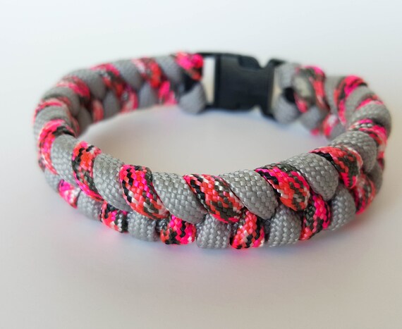 camo paracord bracelet